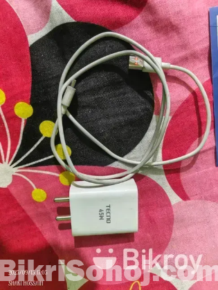 Tecno camon 40